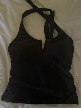 Cupshe Black V-Notch Tankini Top